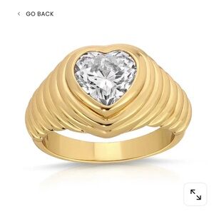 Elizabeth Stone Gold Heart Signet Ring